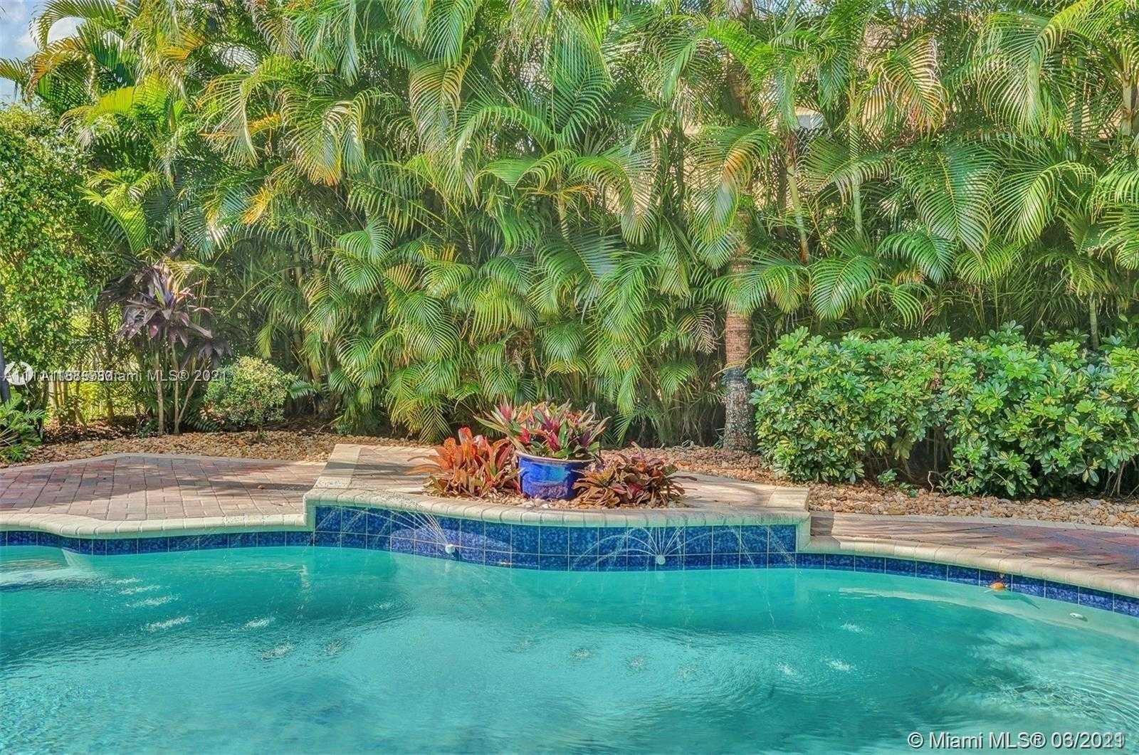 Small Image of 1541 SANDPIPER CIR, Weston Number 6