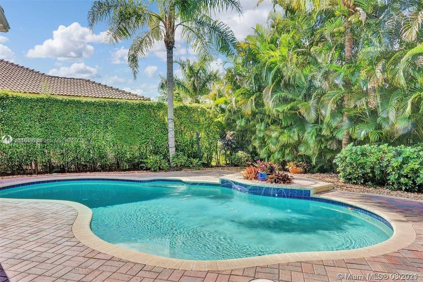 Small Image of 1541 SANDPIPER CIR, Weston Number 7