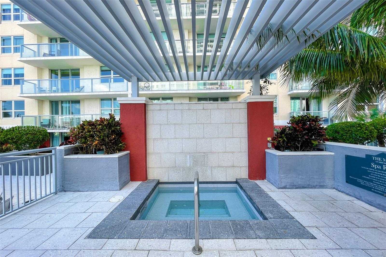 Small Image of 1155 BRICKELL BAY DR #1801, Miami Number 25