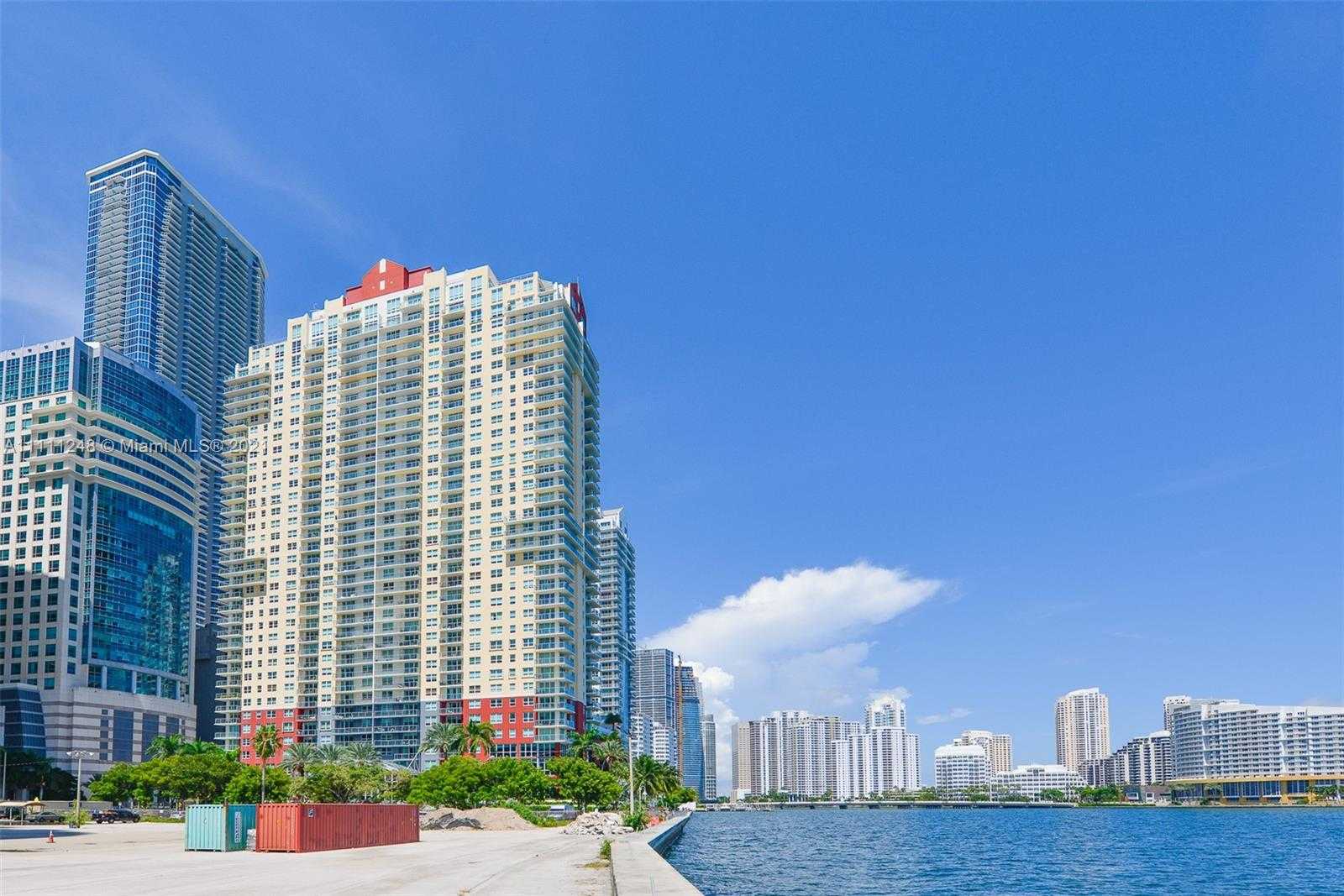Small Image of 1155 BRICKELL BAY DR #1801, Miami Number 40