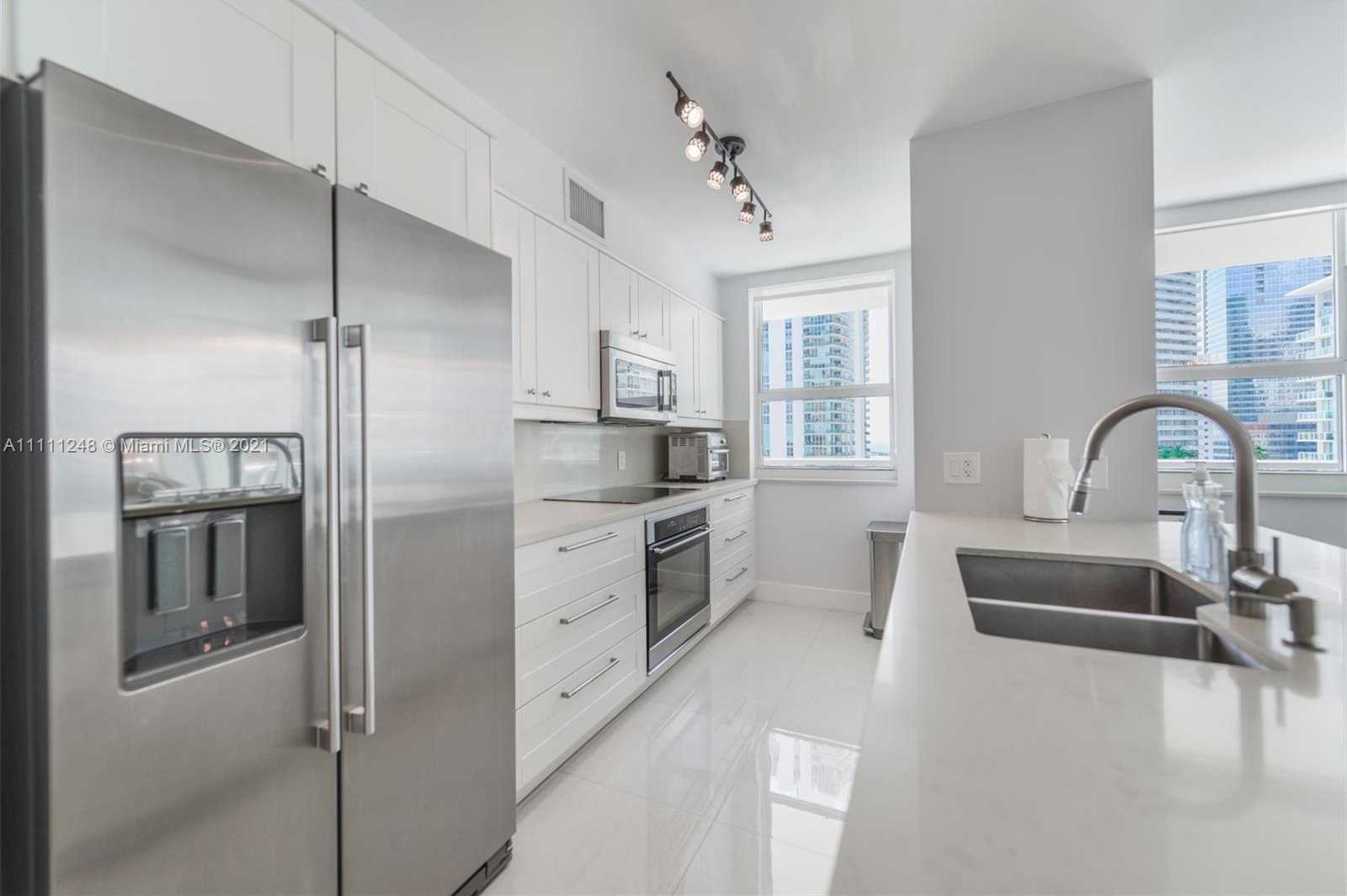Small Image of 1155 BRICKELL BAY DR #1801, Miami Number 8