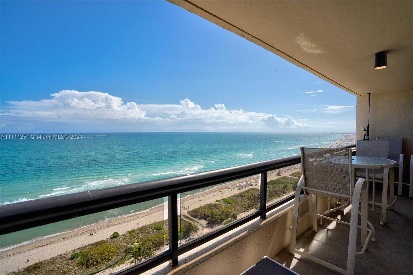 Small Image of 2555 COLLINS AVE #2207, Miami Beach Number 21