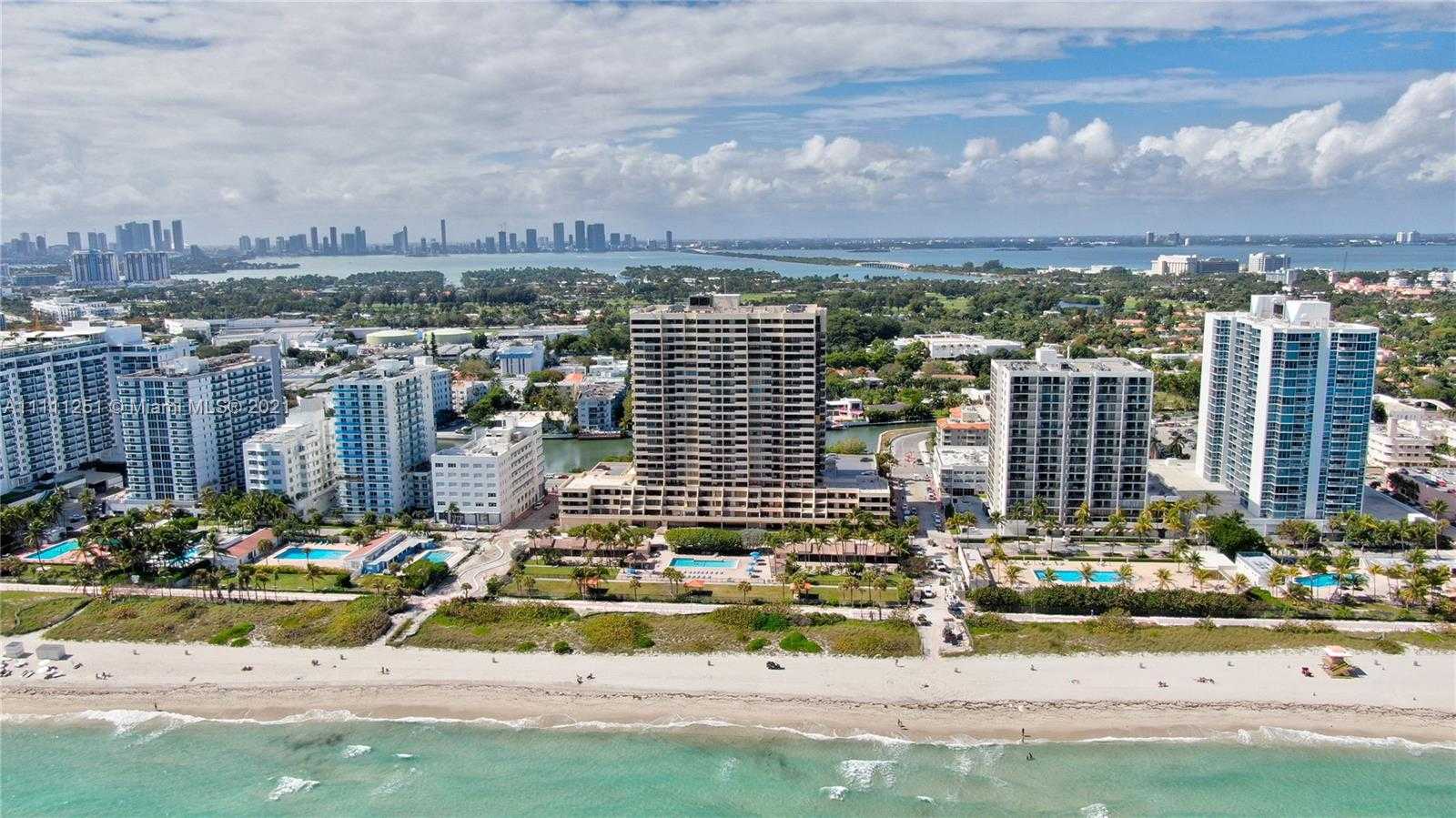 Small Image of 2555 COLLINS AVE #2207, Miami Beach Number 26