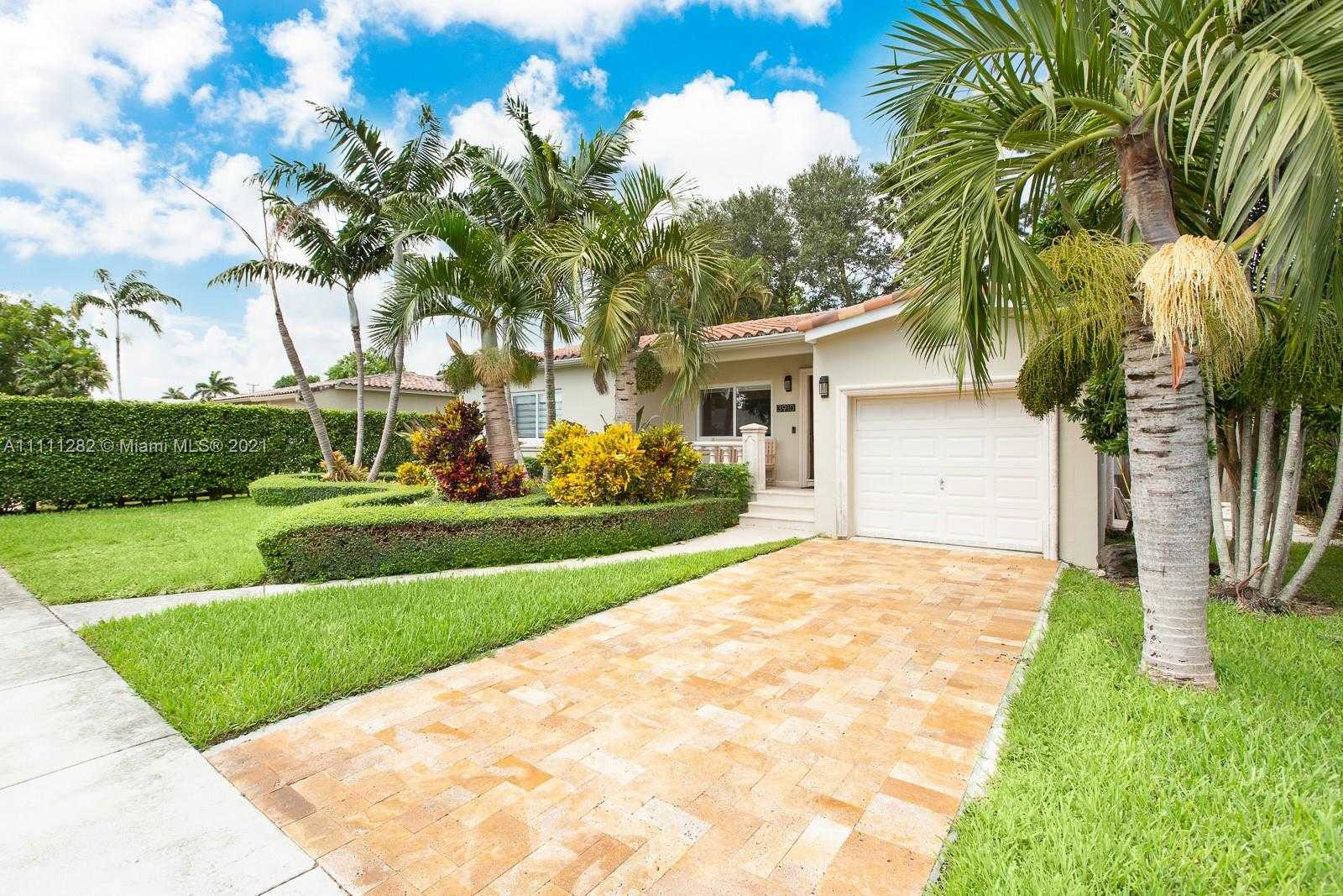 Small Image of 3910 SOUTH WEST 60TH PL, Miami Number 4