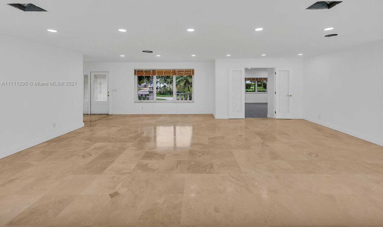 Small Image of 907 WASHINGTON ST, Hollywood Number 8