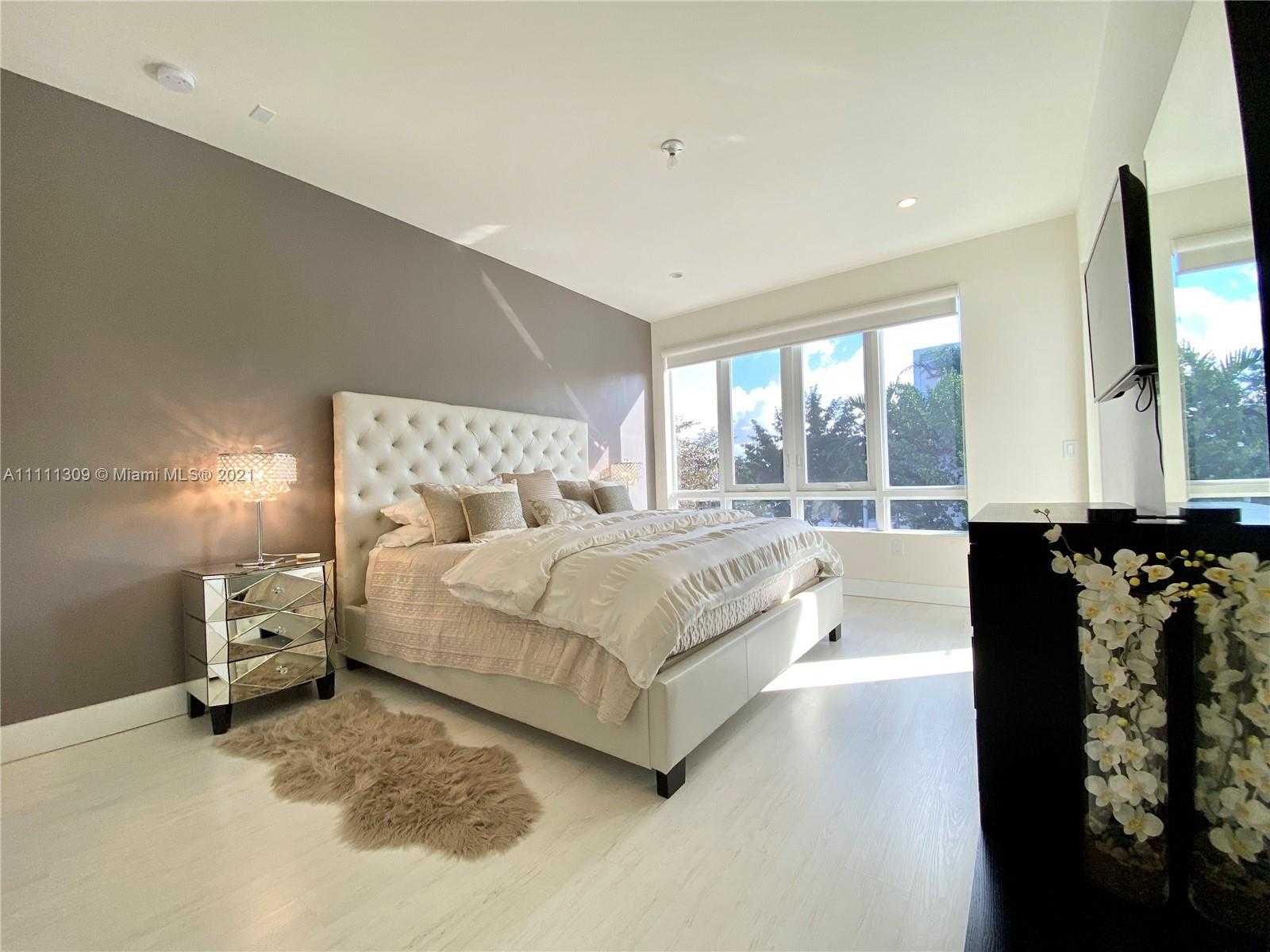 Small Image of 6328 NORTH WEST 105TH PL #., Doral Number 18
