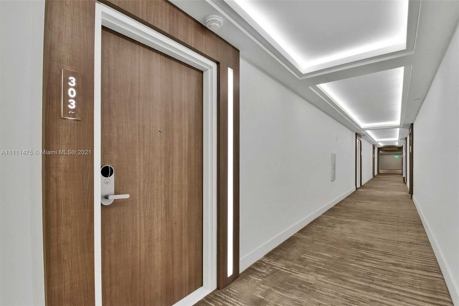 Small Image of 2301 COLLINS AVE #303, Miami Beach Number 30