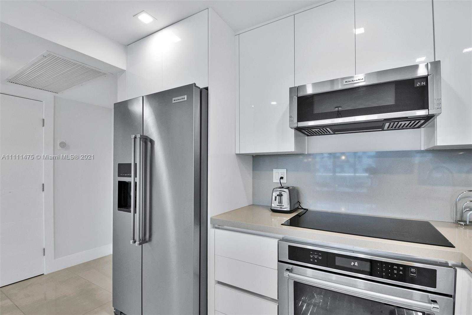 Small Image of 2301 COLLINS AVE #303, Miami Beach Number 8