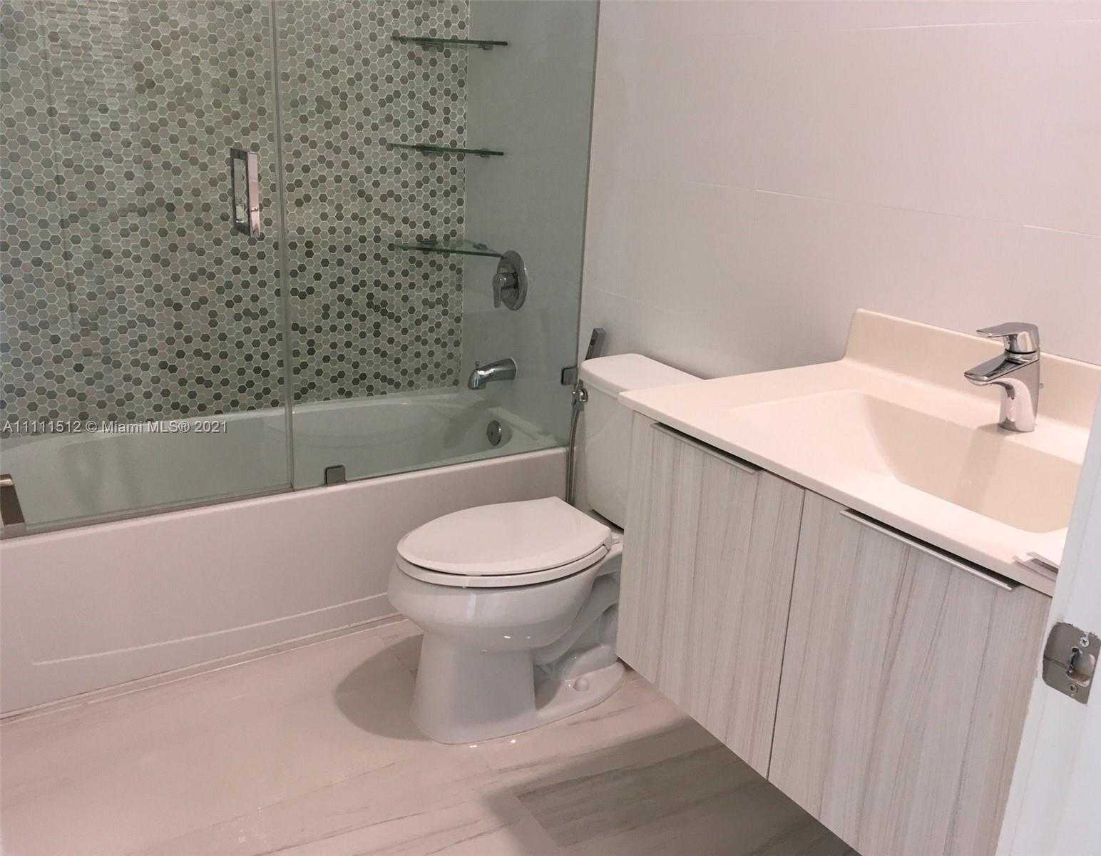 Small Image of 10500 NORTH WEST 78TH TER #10500, Doral Number 19
