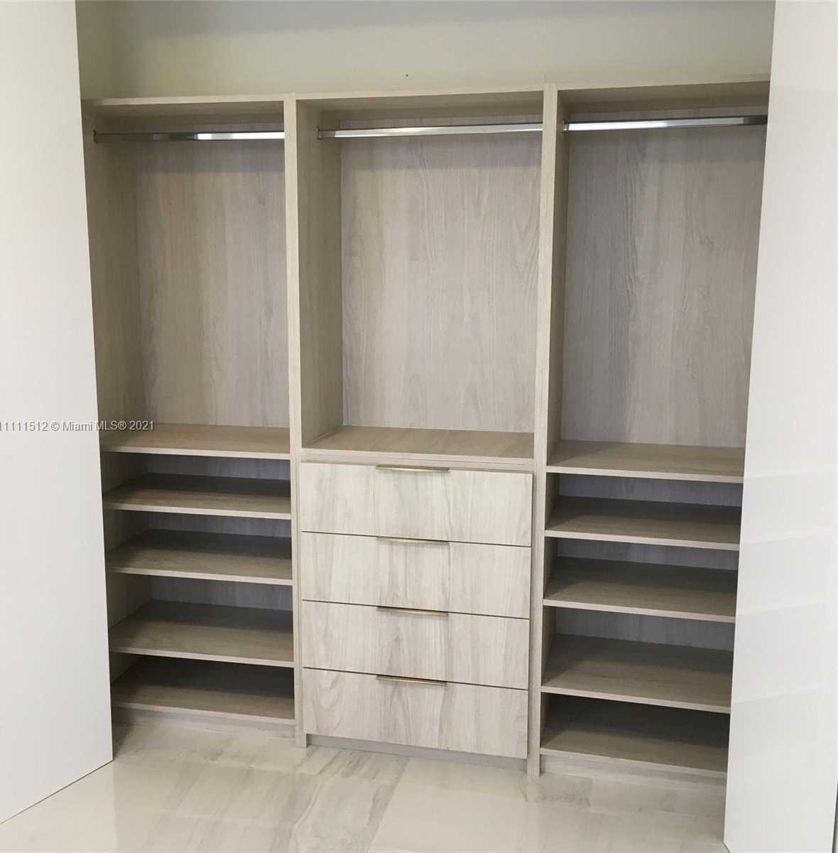 Small Image of 10500 NORTH WEST 78TH TER #10500, Doral Number 21