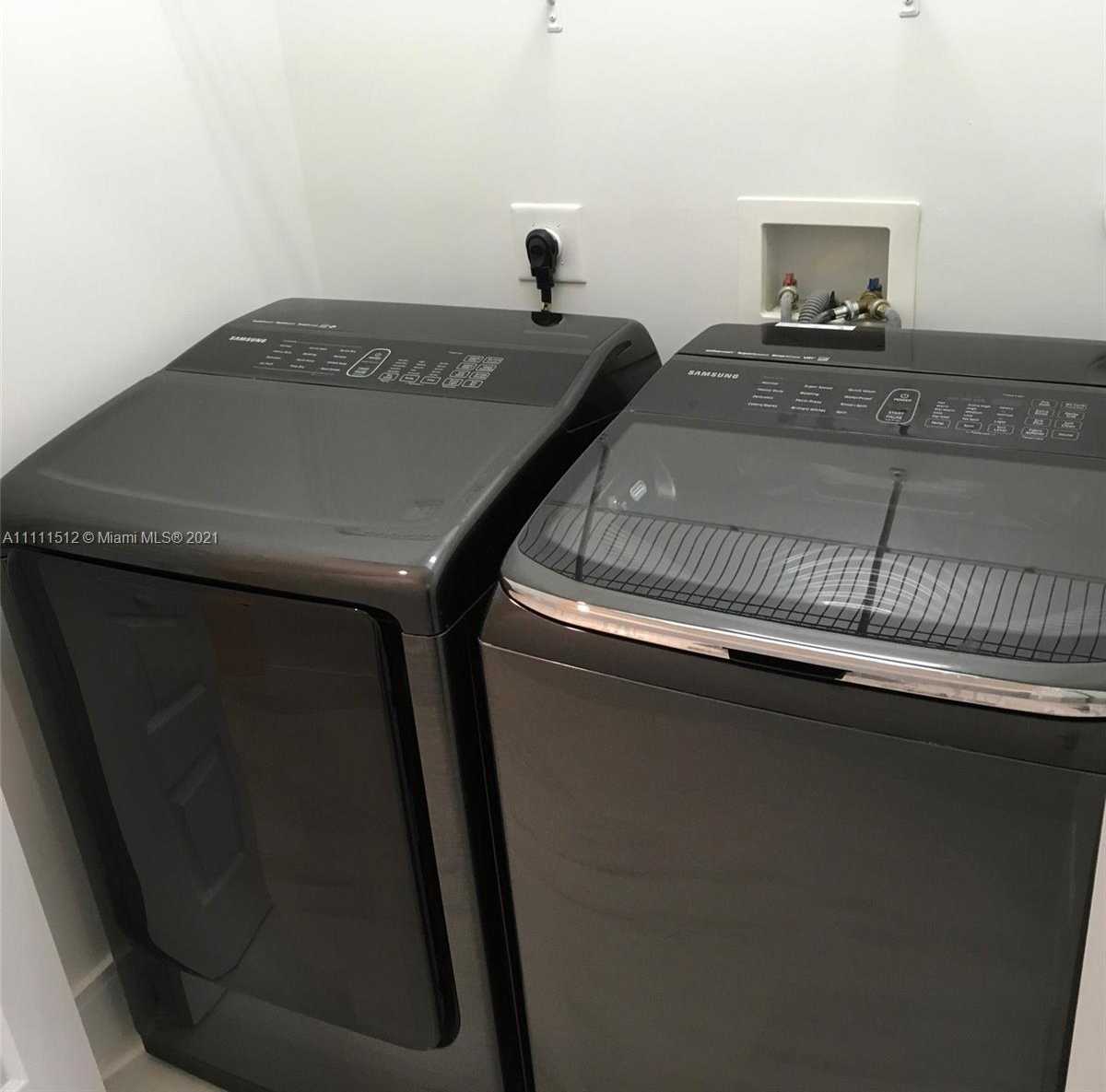 Small Image of 10500 NORTH WEST 78TH TER #10500, Doral Number 28