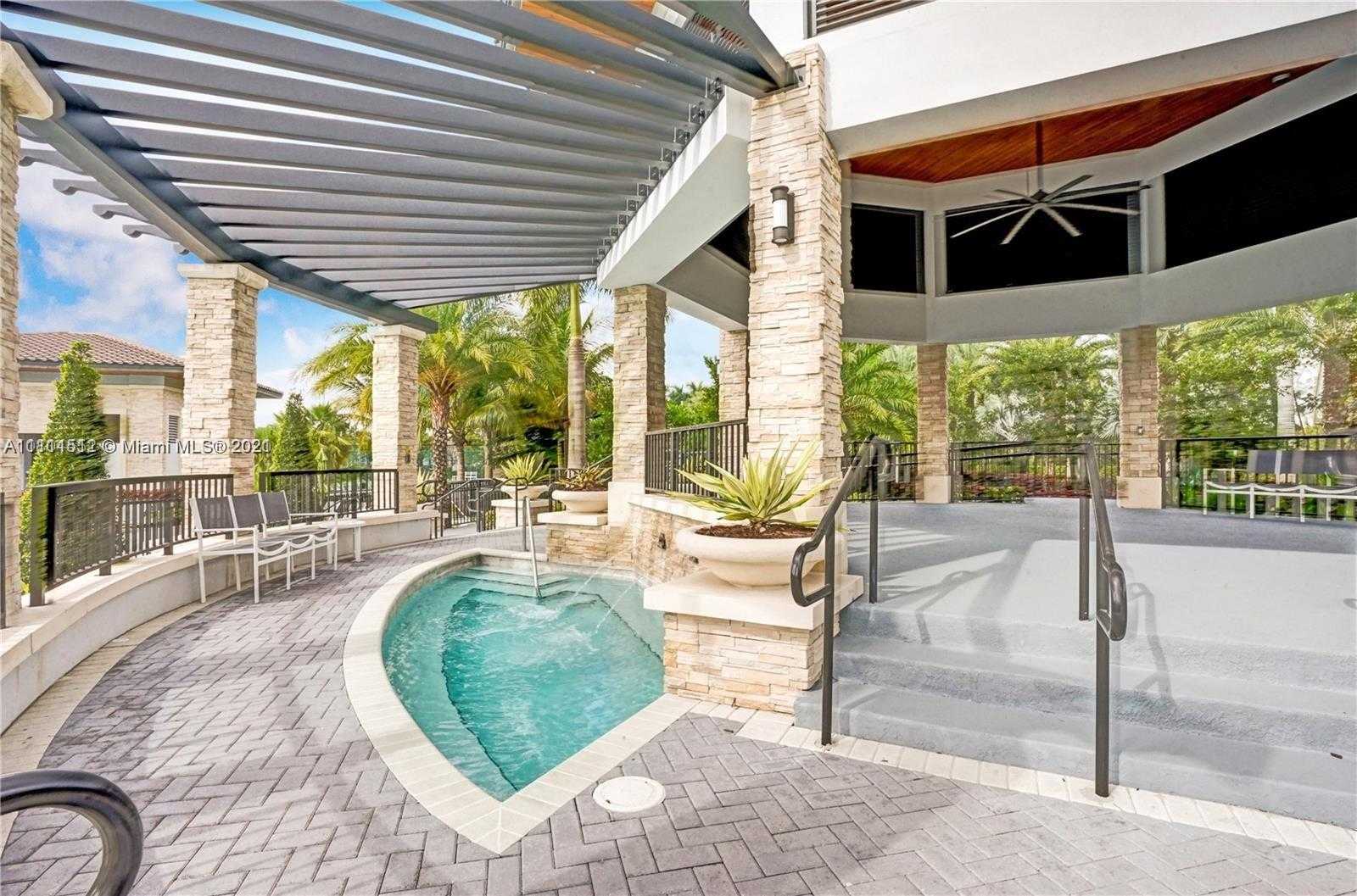 Small Image of 10500 NORTH WEST 78TH TER #10500, Doral Number 46