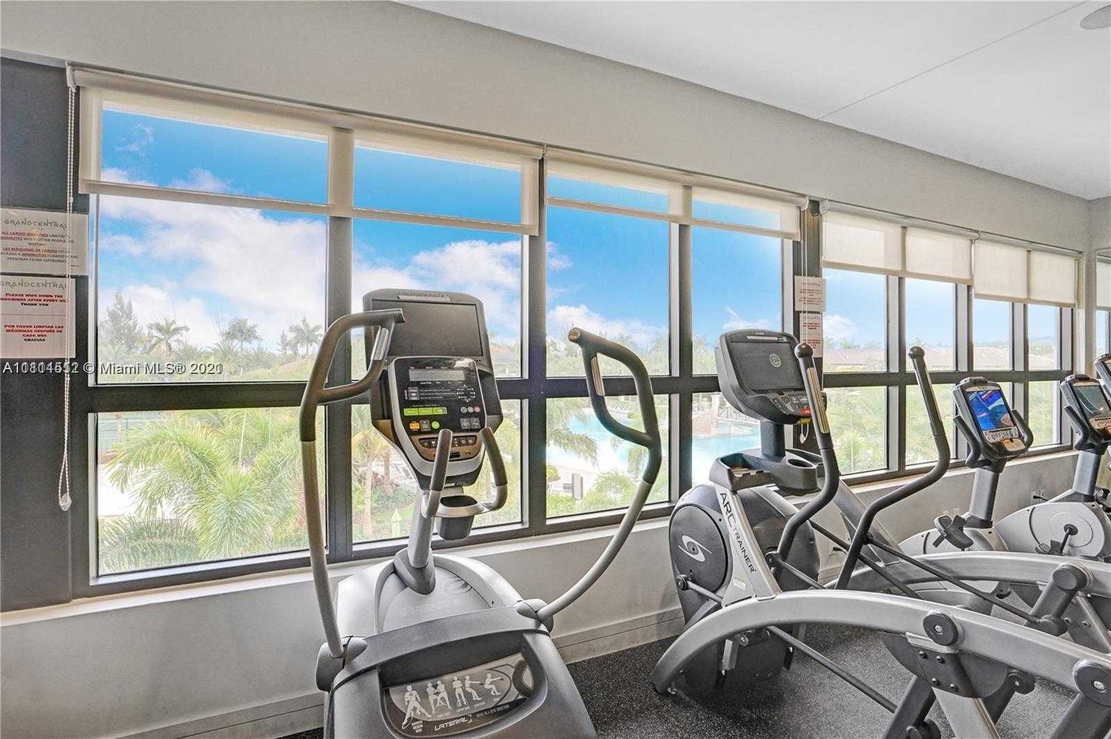 Small Image of 10500 NORTH WEST 78TH TER #10500, Doral Number 55
