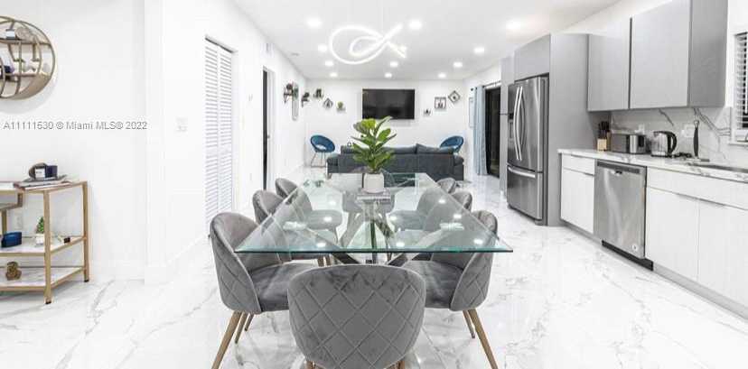 Small Image of 19310 NORTH EAST 19TH AVE, Miami Number 24