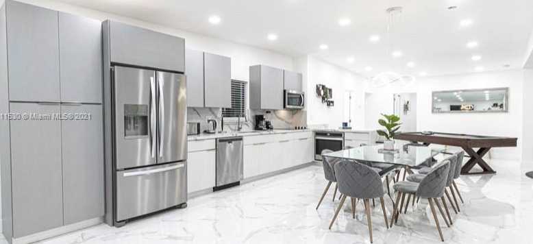 Small Image of 19310 NORTH EAST 19TH AVE, Miami Number 26