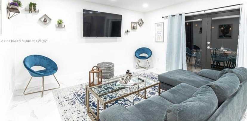 Small Image of 19310 NORTH EAST 19TH AVE, Miami Number 27
