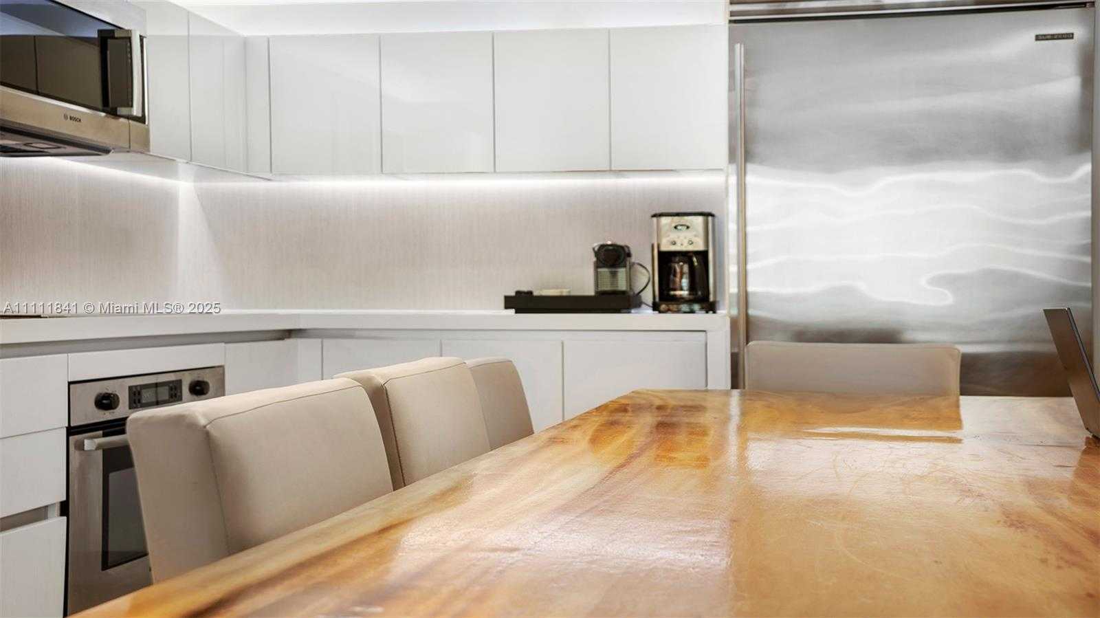 Small Image of 102 24TH ST #904, Miami Beach Number 13
