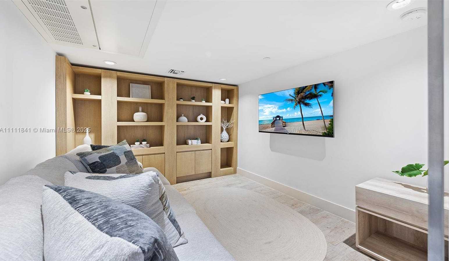 Small Image of 102 24TH ST #904, Miami Beach Number 19
