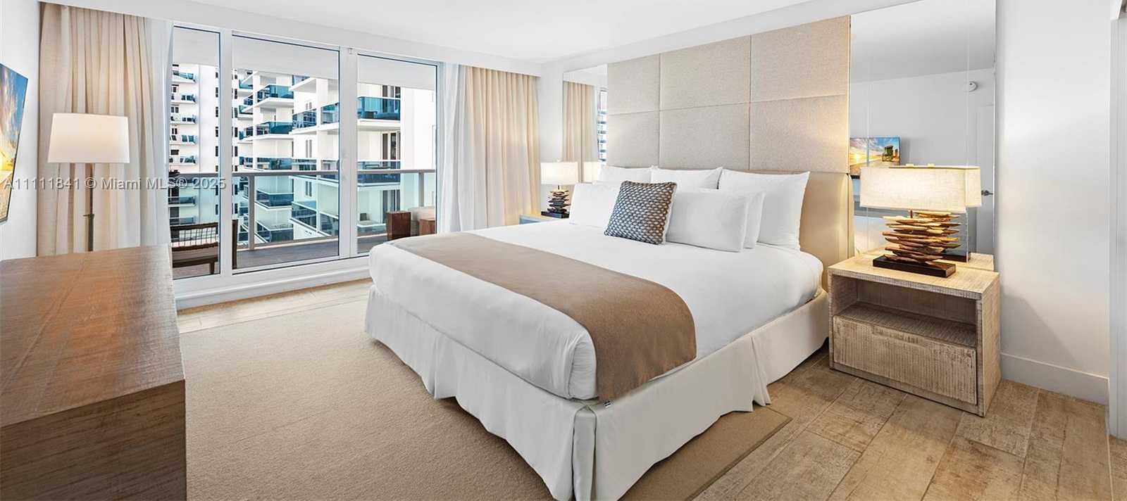 Small Image of 102 24TH ST #904, Miami Beach Number 3