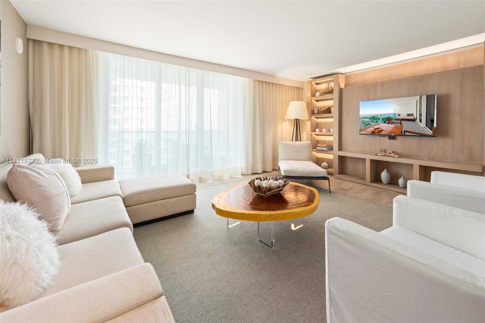 Small Image of 102 24TH ST #915, Miami Beach Number 13