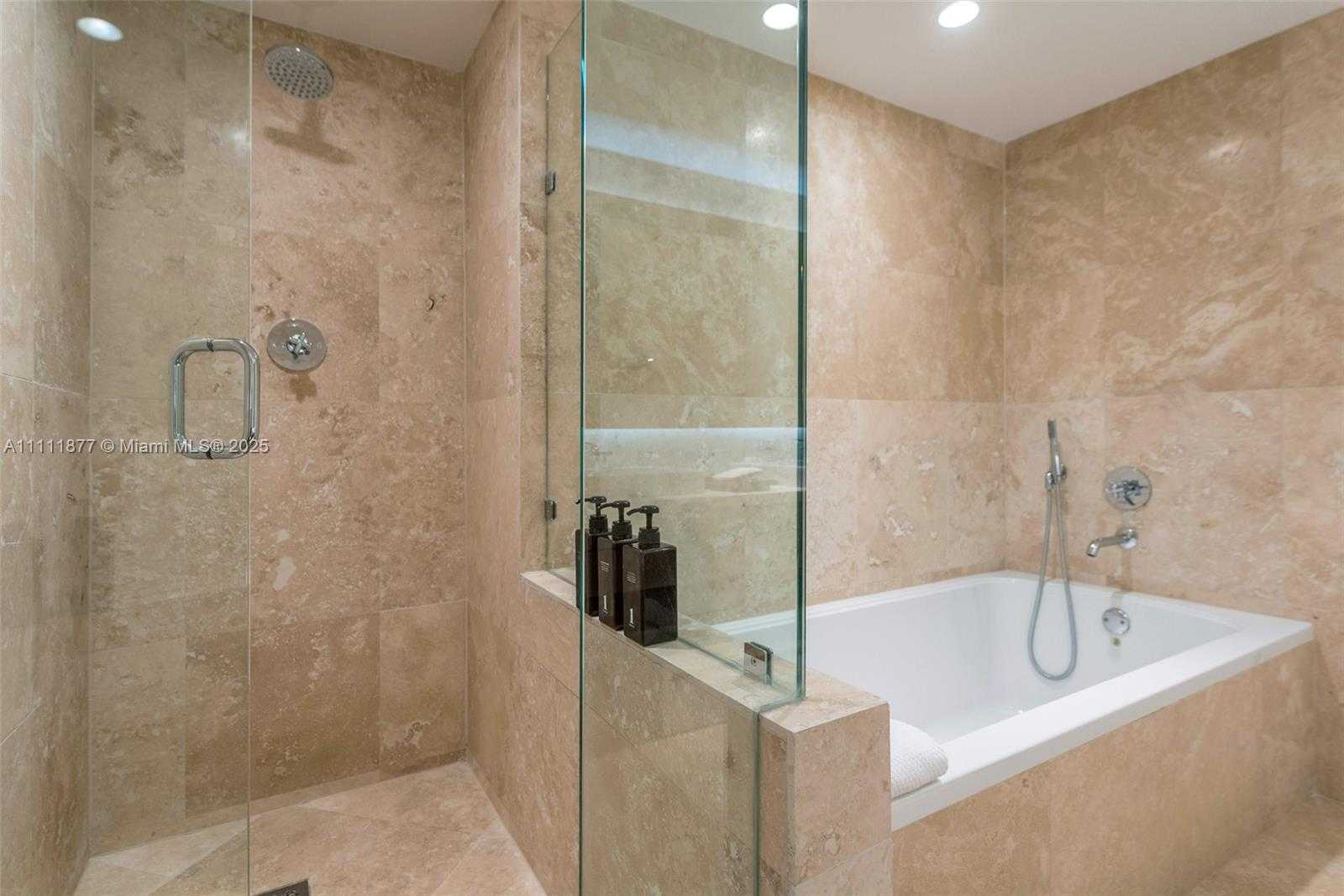 Small Image of 102 24TH ST #915, Miami Beach Number 5