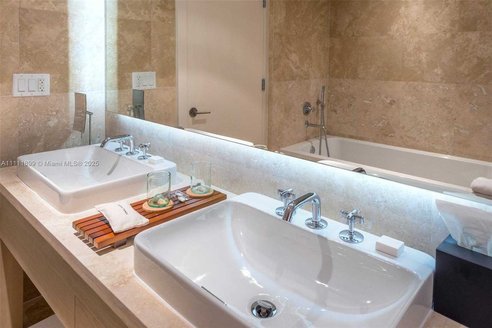 Small Image of 102 24TH ST #1015, Miami Beach Number 12