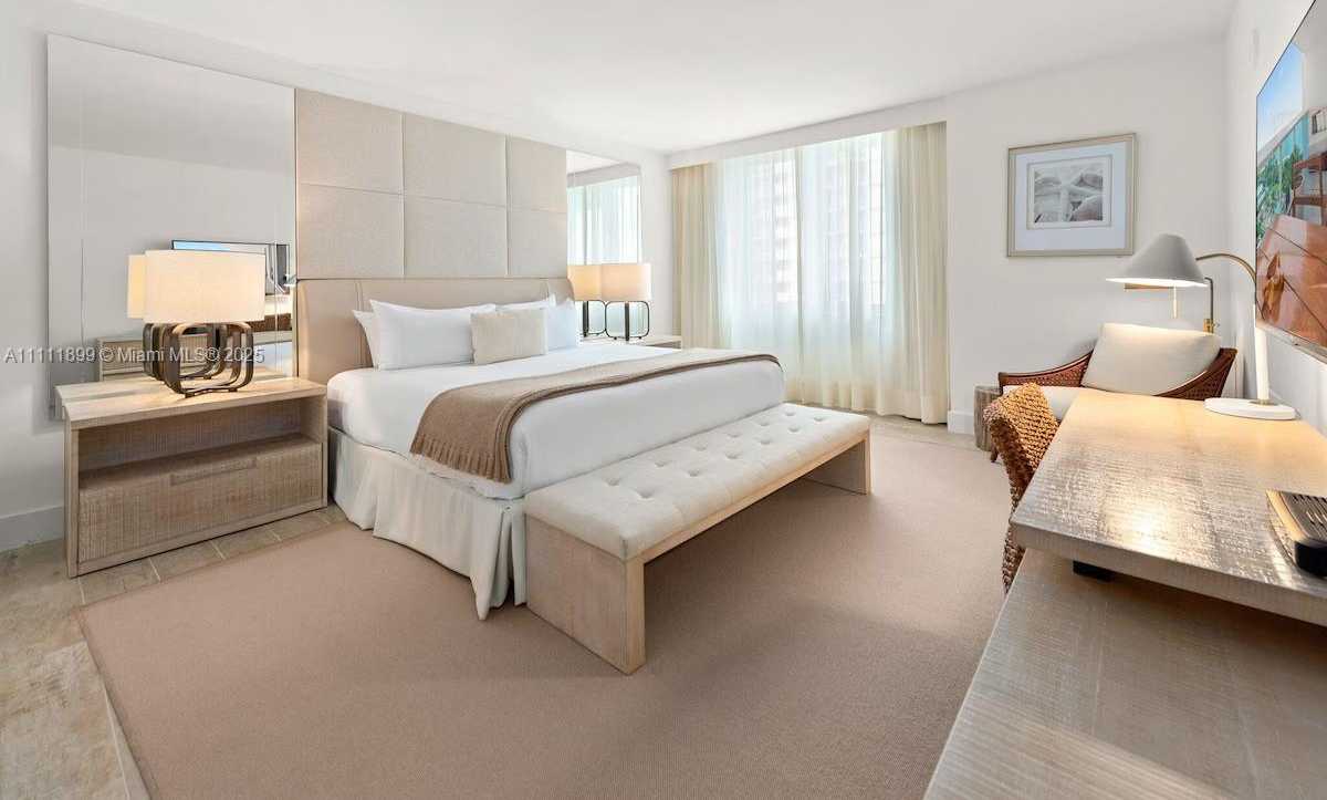 Small Image of 102 24TH ST #1015, Miami Beach Number 3