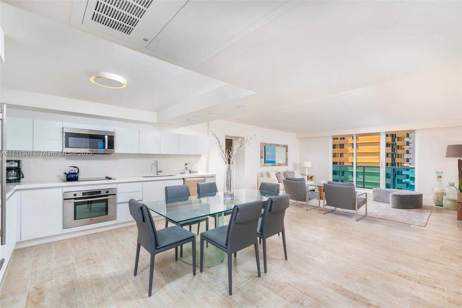 Small Image of 102 24TH ST #1019, Miami Beach Number 20