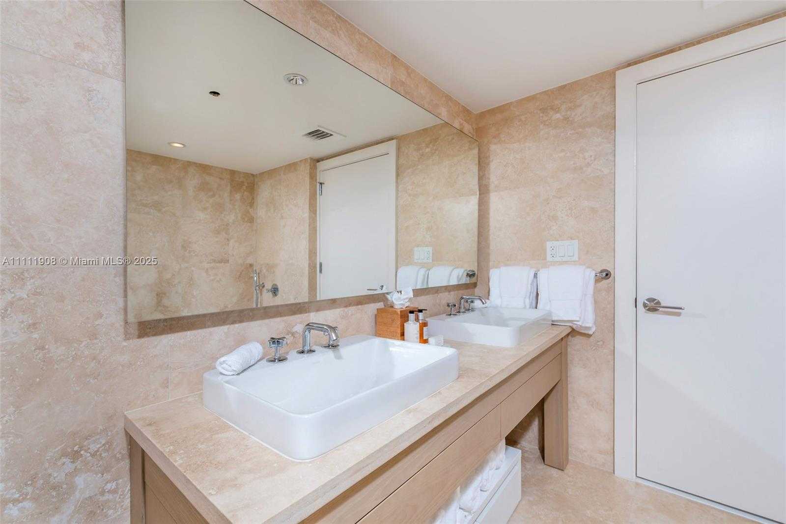 Small Image of 102 24TH ST #1019, Miami Beach Number 22