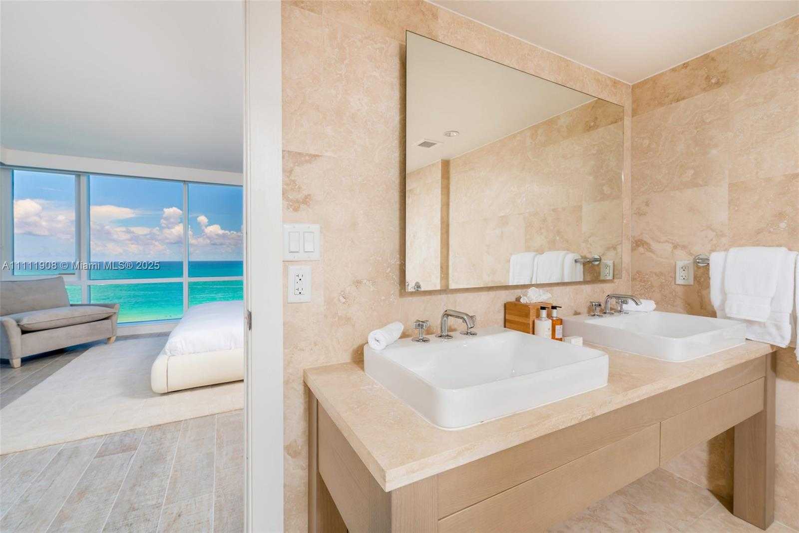 Small Image of 102 24TH ST #1019, Miami Beach Number 9