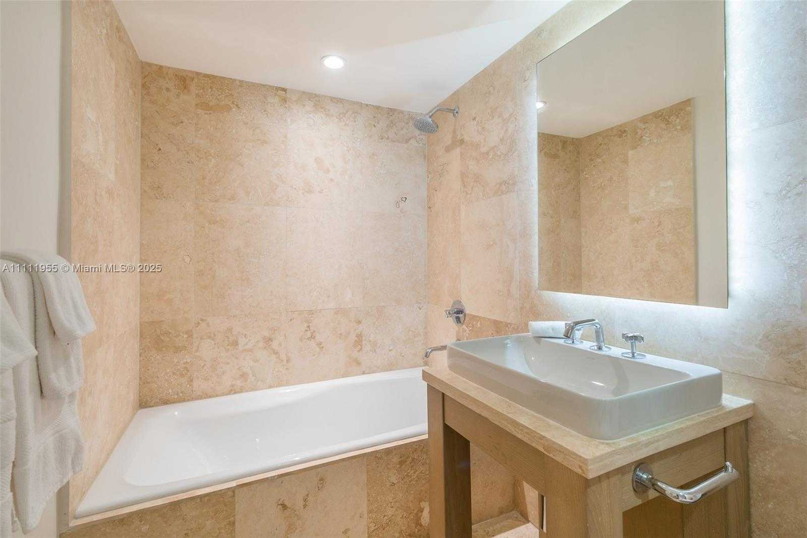 Small Image of 102 24TH ST #1144, Miami Beach Number 17