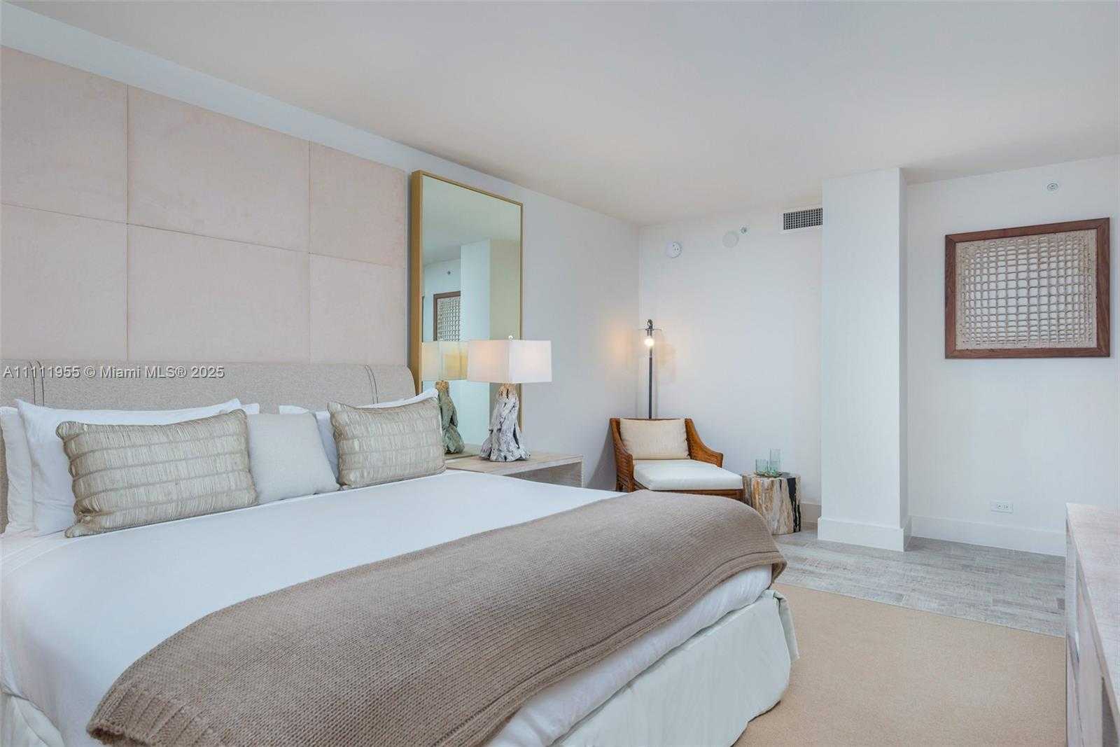 Small Image of 102 24TH ST #1144, Miami Beach Number 18