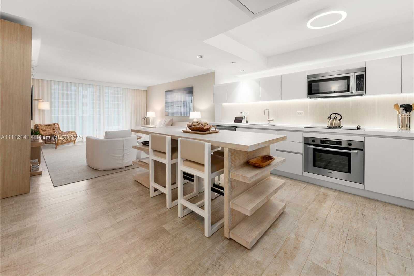 Small Image of 102 24TH ST #1208, Miami Beach Number 3