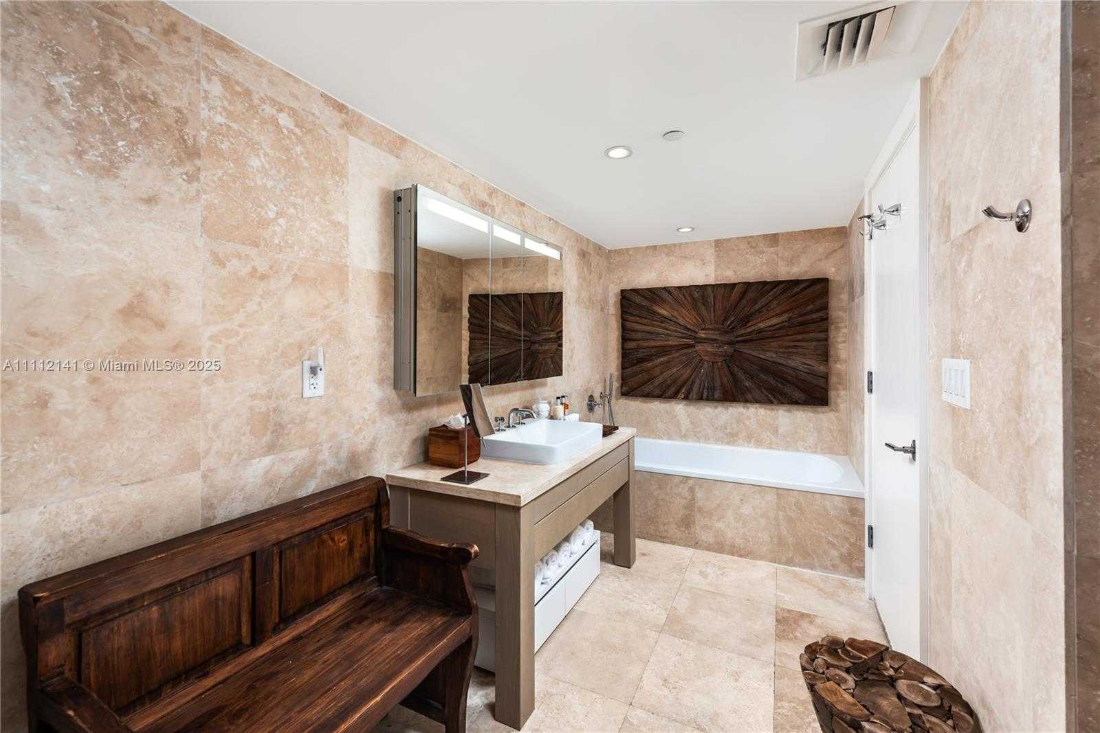 Small Image of 102 24TH ST #1208, Miami Beach Number 5
