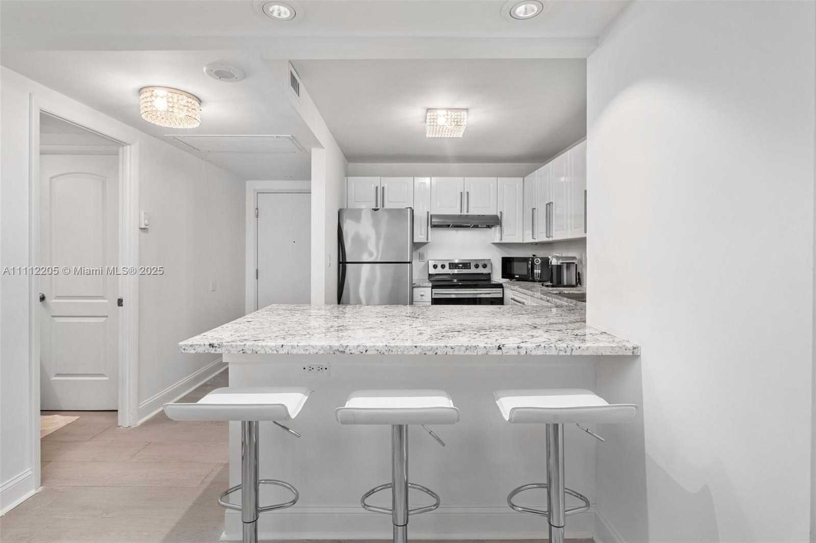Small Image of 2301 COLLINS AVE #328, Miami Beach Number 10