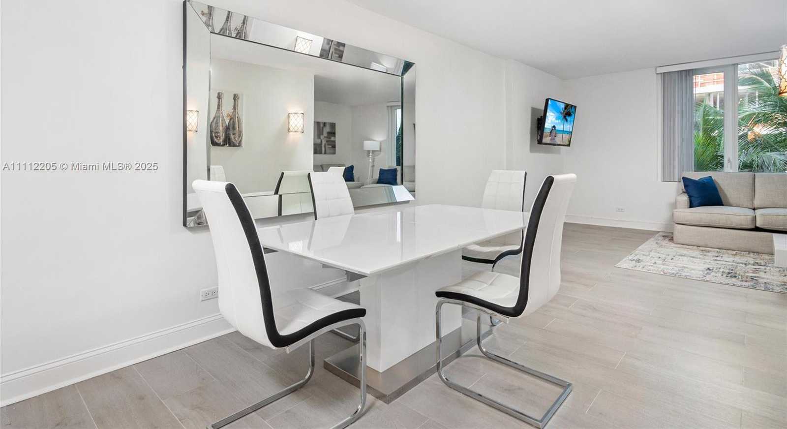 Small Image of 2301 COLLINS AVE #328, Miami Beach Number 11