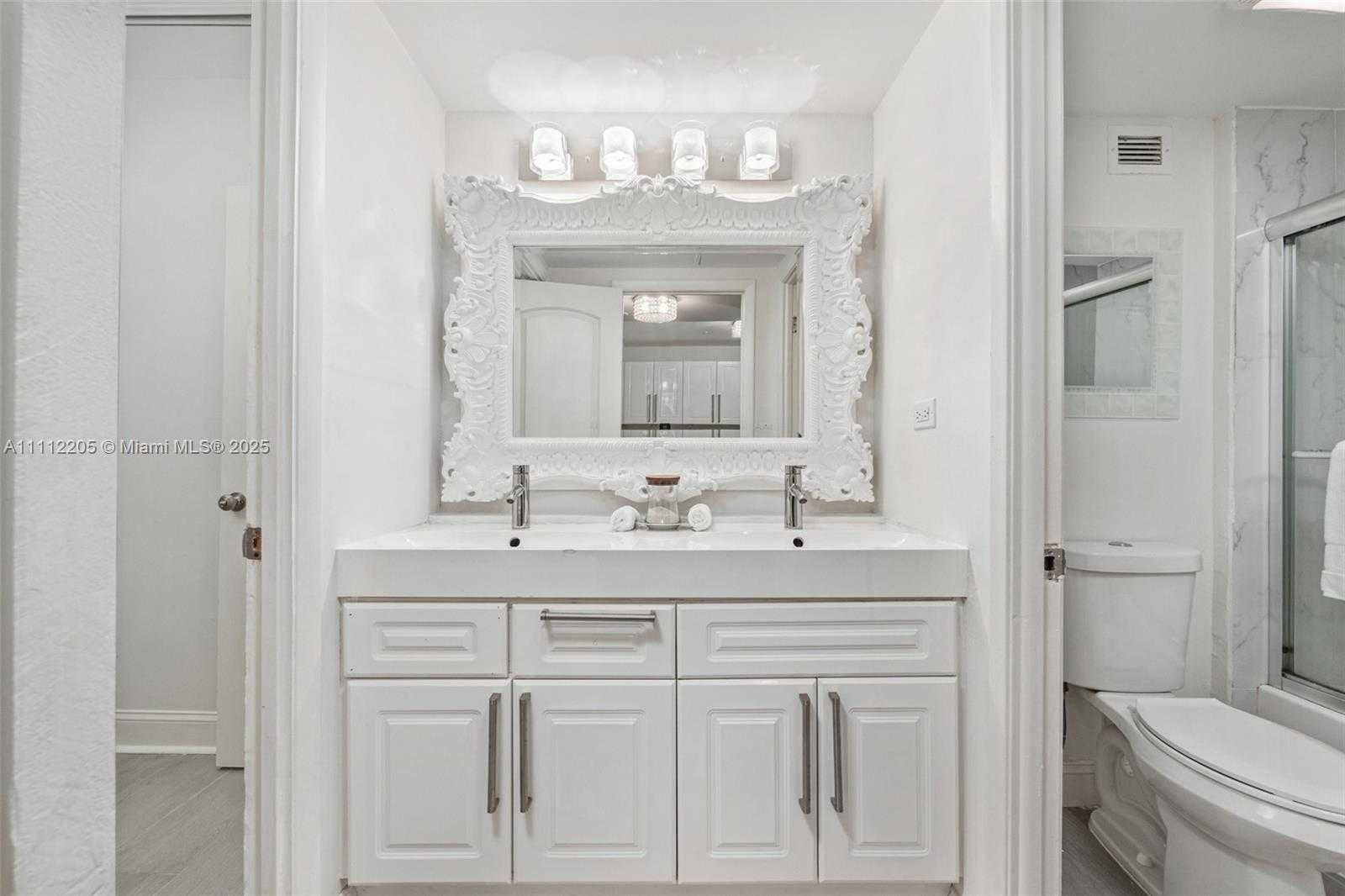 Small Image of 2301 COLLINS AVE #328, Miami Beach Number 14