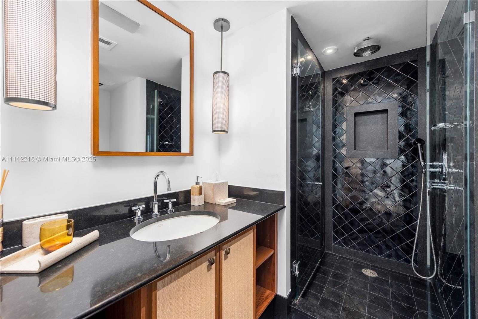Small Image of 101 20TH ST #2401, Miami Beach Number 14