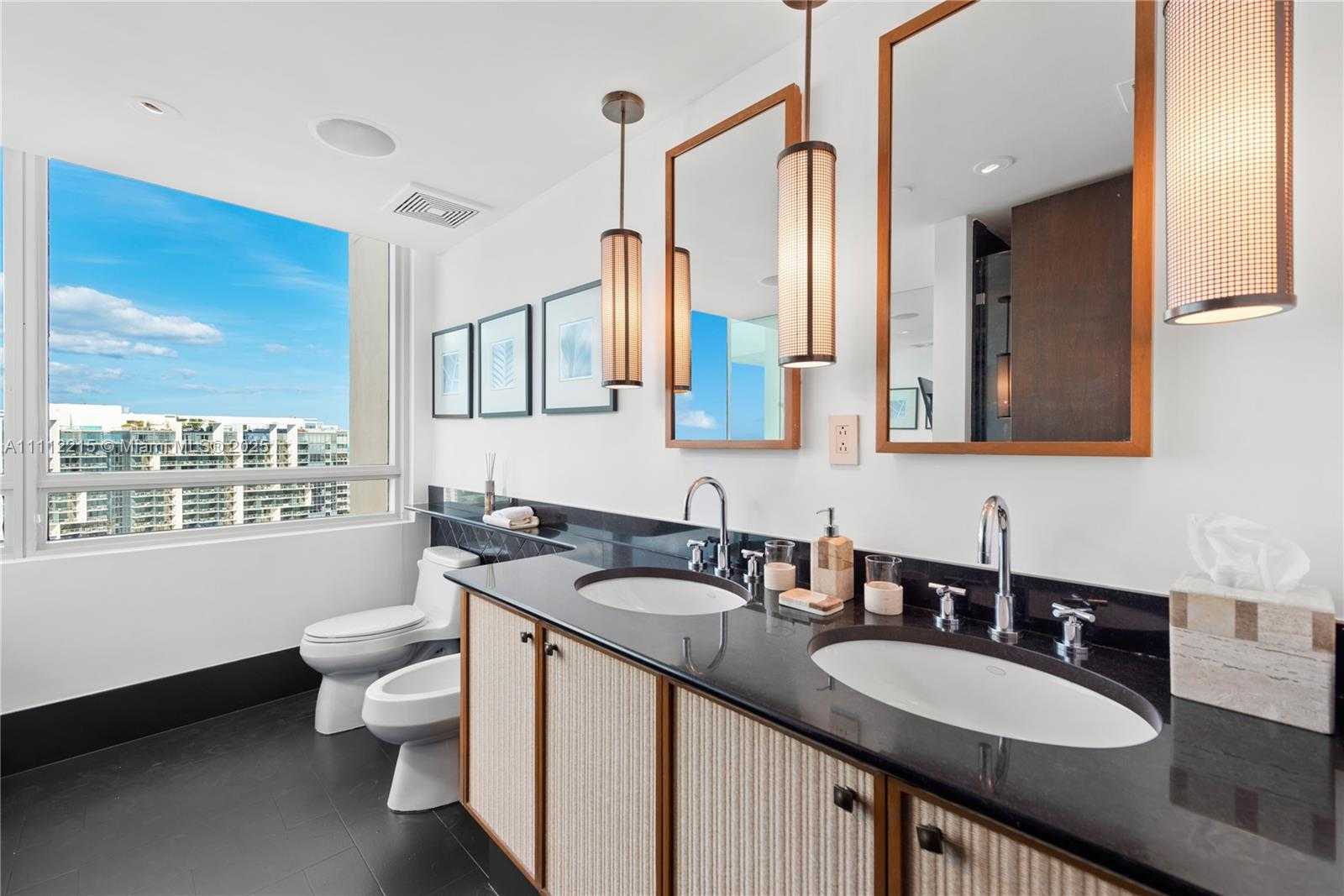 Small Image of 101 20TH ST #2401, Miami Beach Number 15