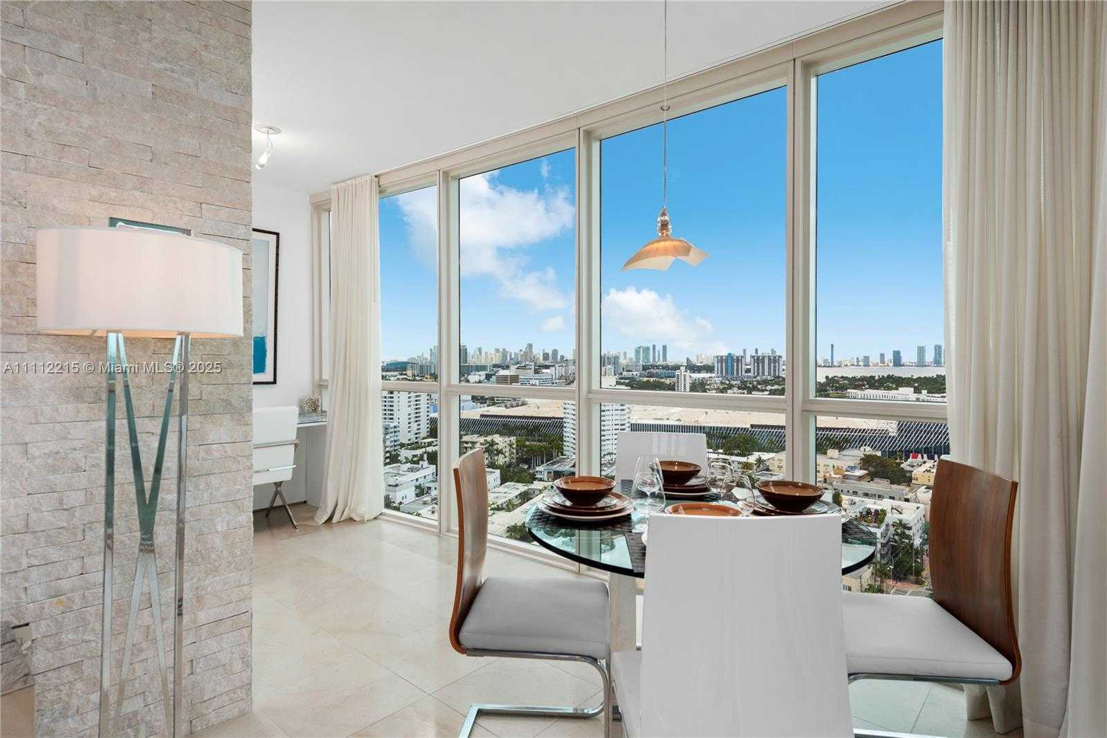 Small Image of 101 20TH ST #2401, Miami Beach Number 3