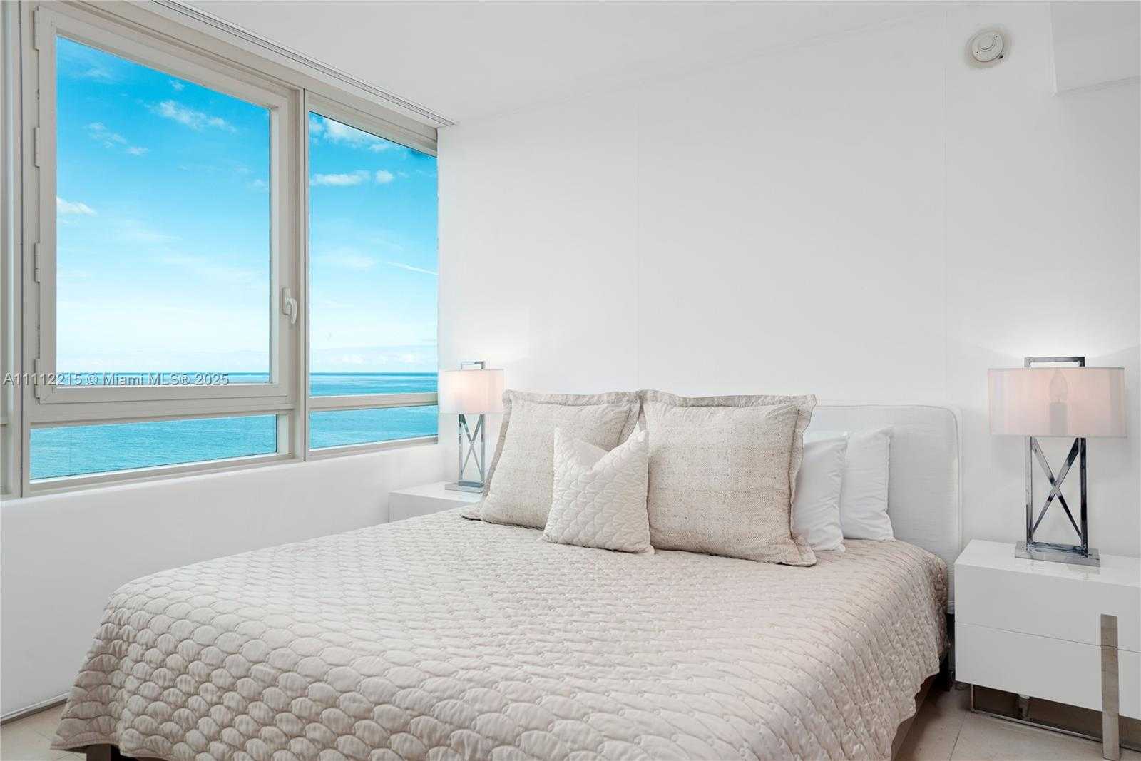 Small Image of 101 20TH ST #2401, Miami Beach Number 7