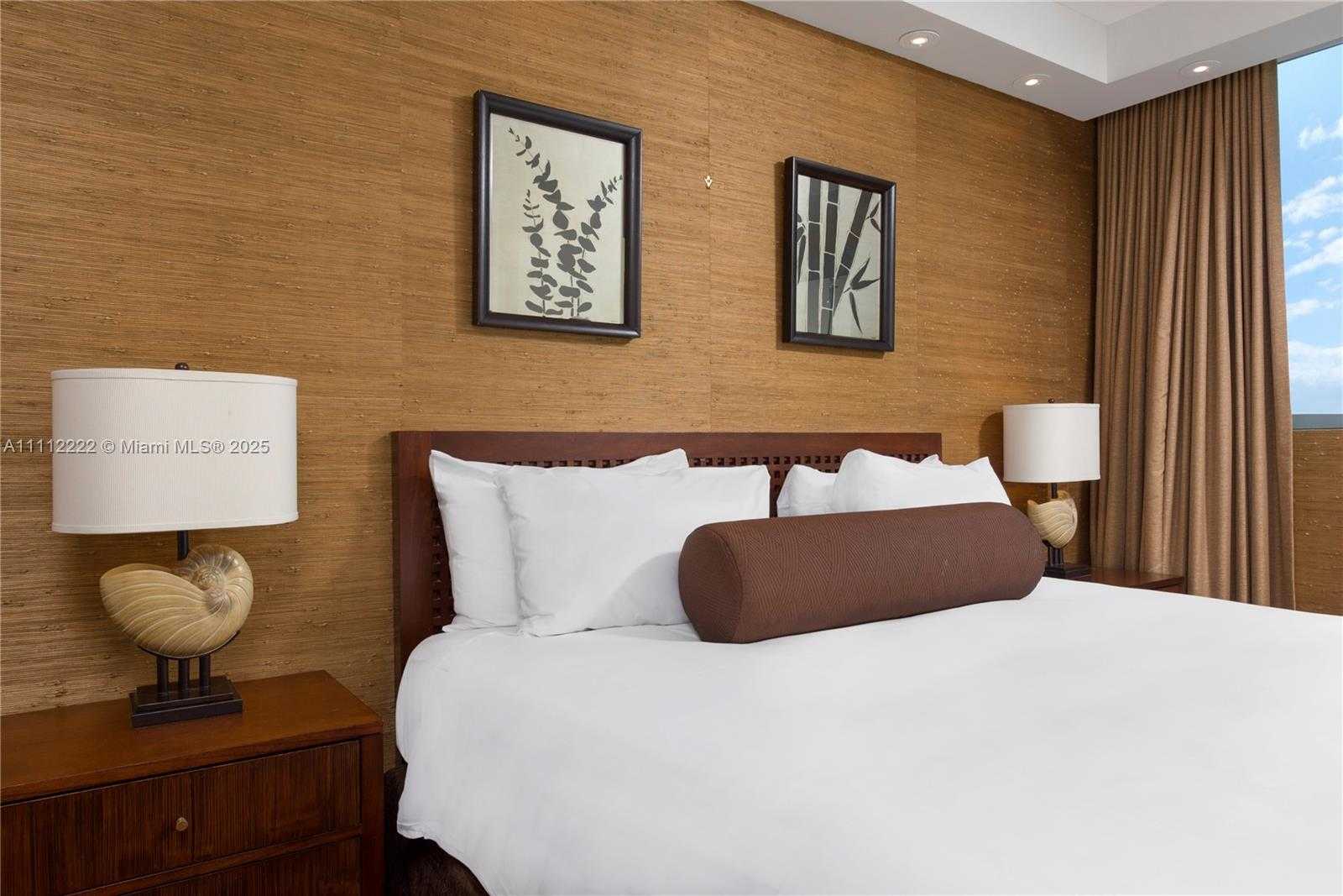 Small Image of 101 20TH ST #2402, Miami Beach Number 13
