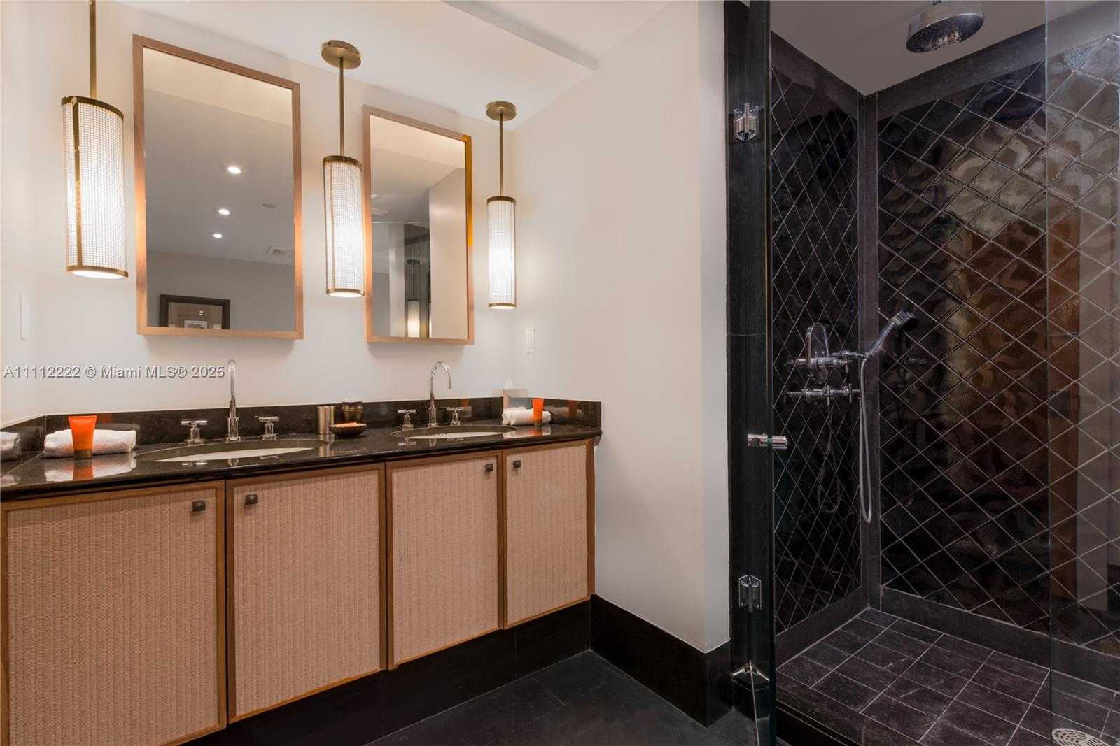 Small Image of 101 20TH ST #2402, Miami Beach Number 16