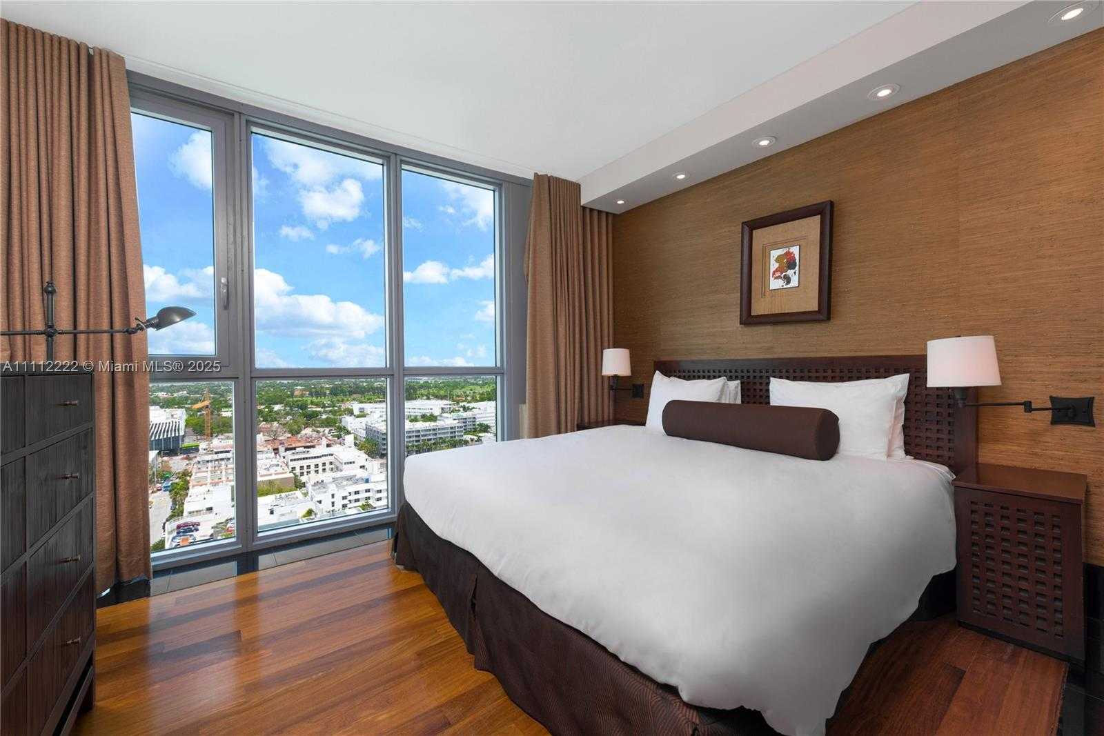 Small Image of 101 20TH ST #2402, Miami Beach Number 17