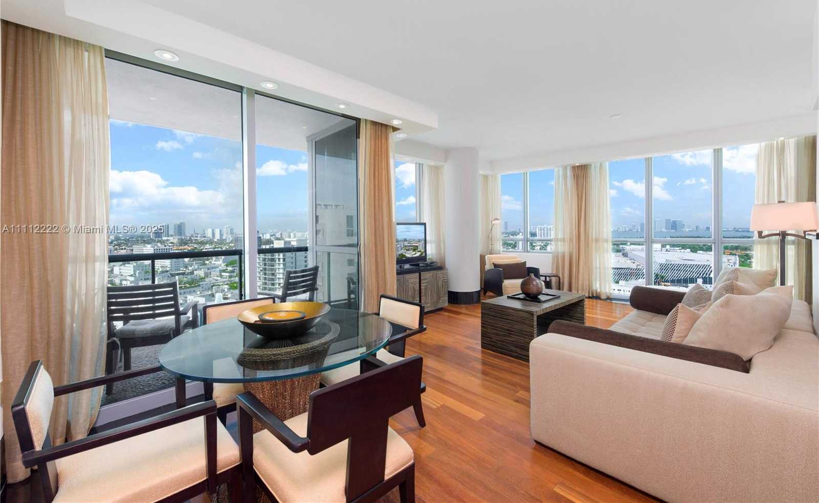 Small Image of 101 20TH ST #2402, Miami Beach Number 3