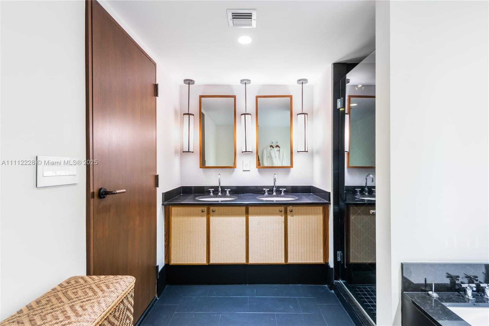 Small Image of 101 20TH ST #2707, Miami Beach Number 19