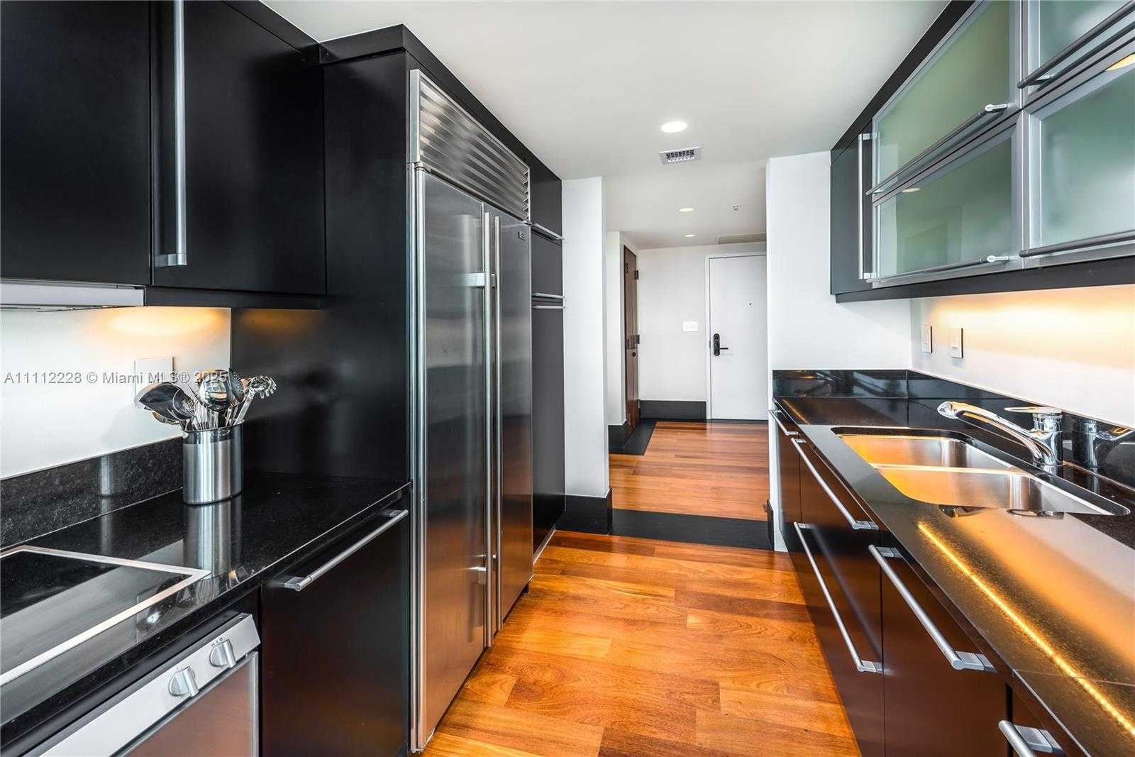 Small Image of 101 20TH ST #2707, Miami Beach Number 9