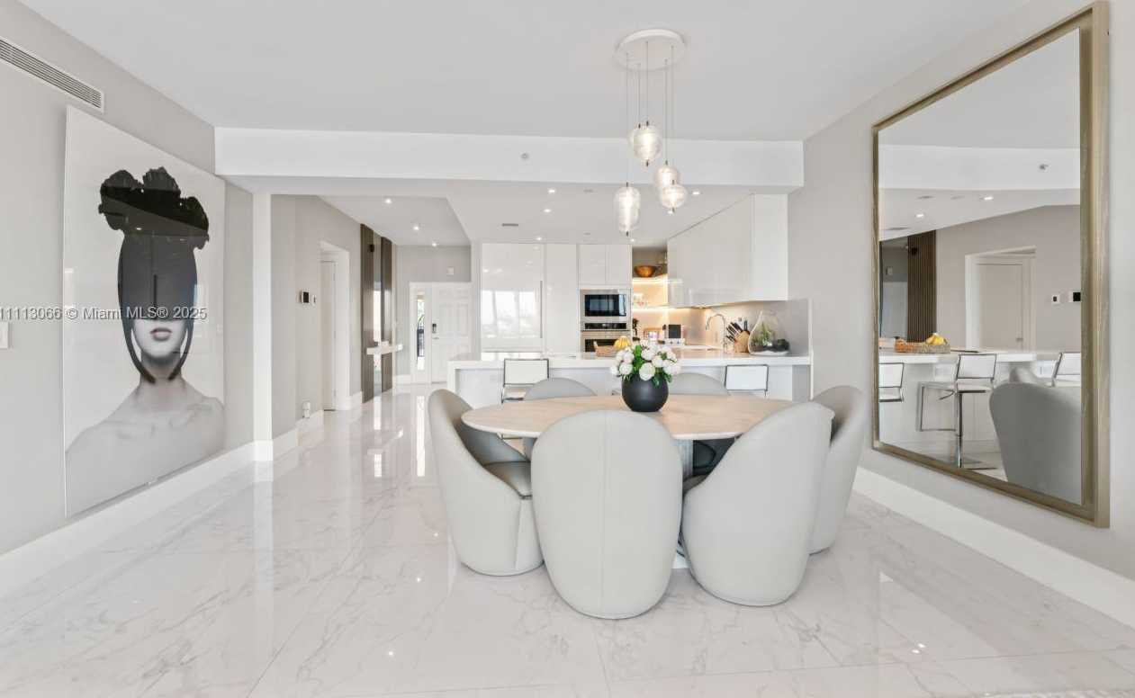 Small Image of 19143 FISHER ISLAND DR #19143, Miami Beach Number 26