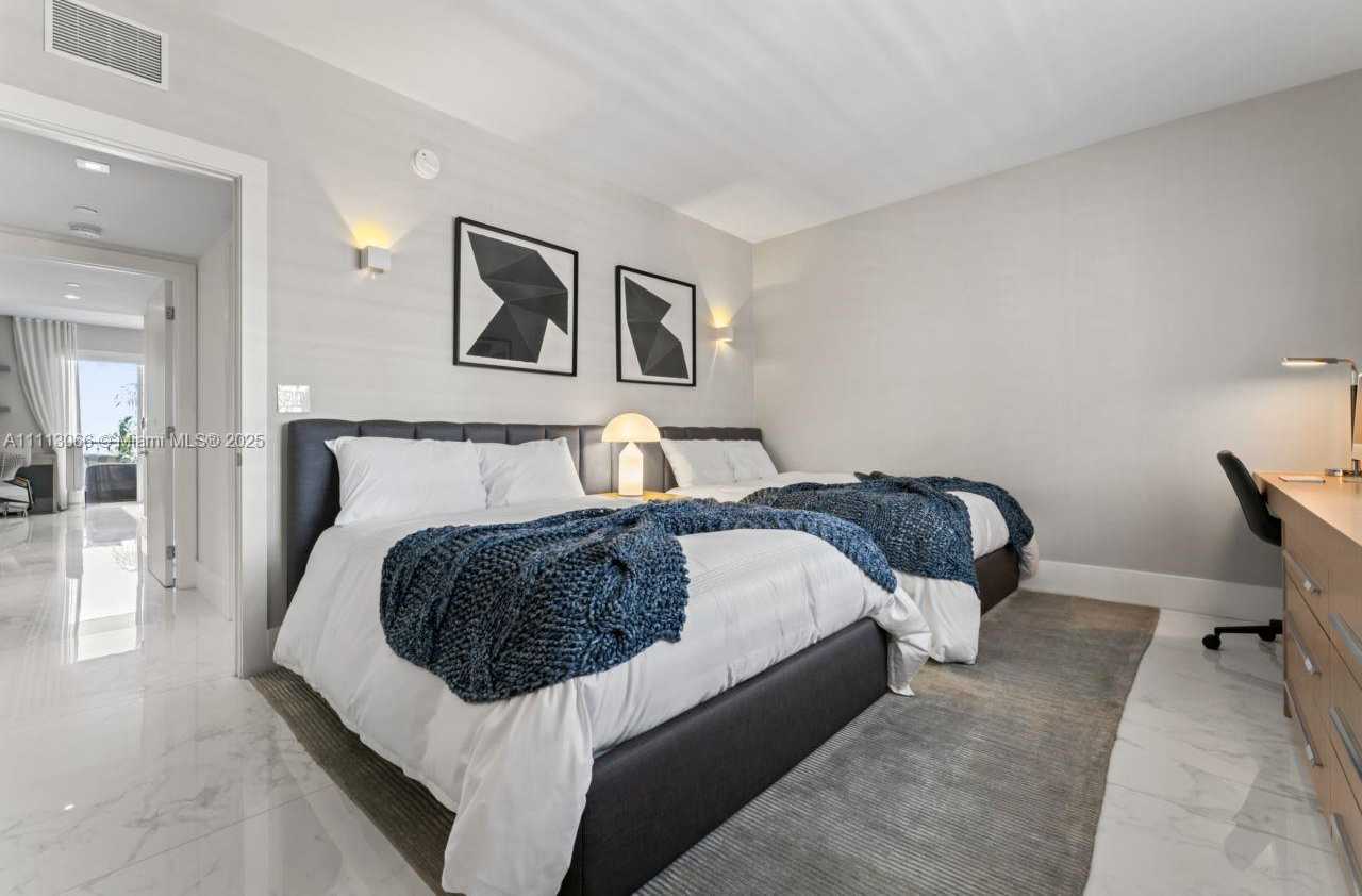Small Image of 19143 FISHER ISLAND DR #19143, Miami Beach Number 42