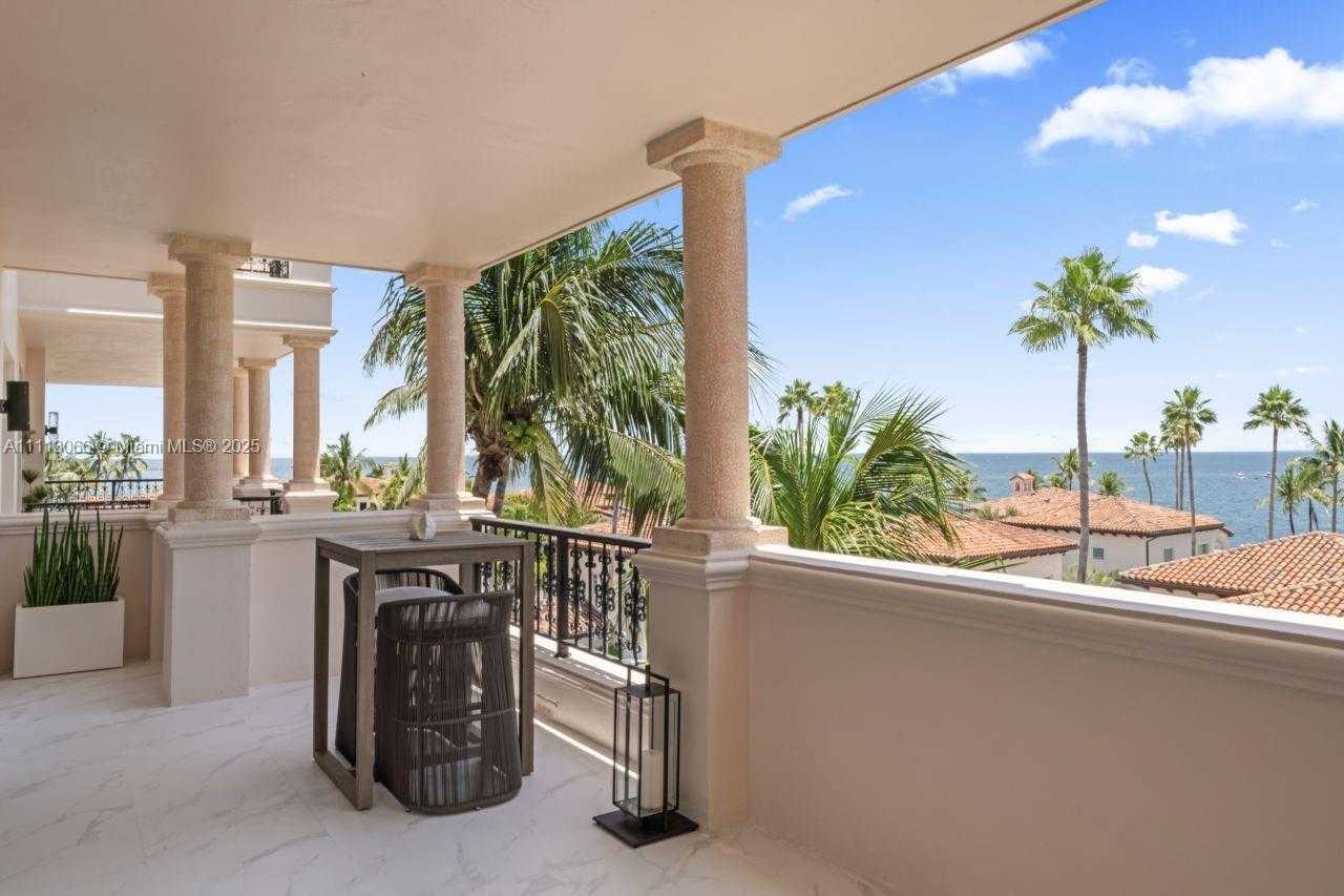 Small Image of 19143 FISHER ISLAND DR #19143, Miami Beach Number 61